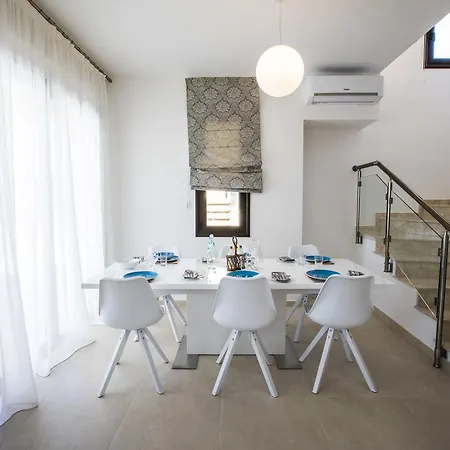 Olivia 63 Villa