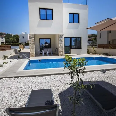 Olivia 63 Villa