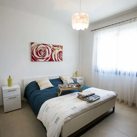 Olivia 63 Villa